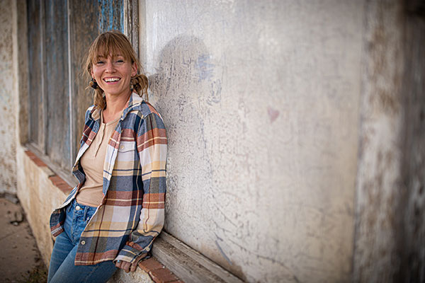 Carolyn Hunter, big smile - NOCOAST Colorado music video